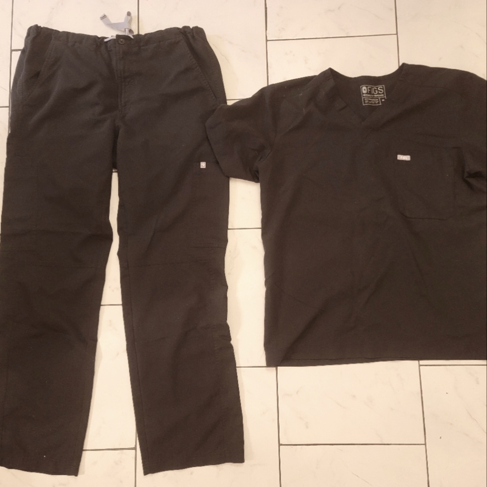 Figs Black Medium Scrub Set